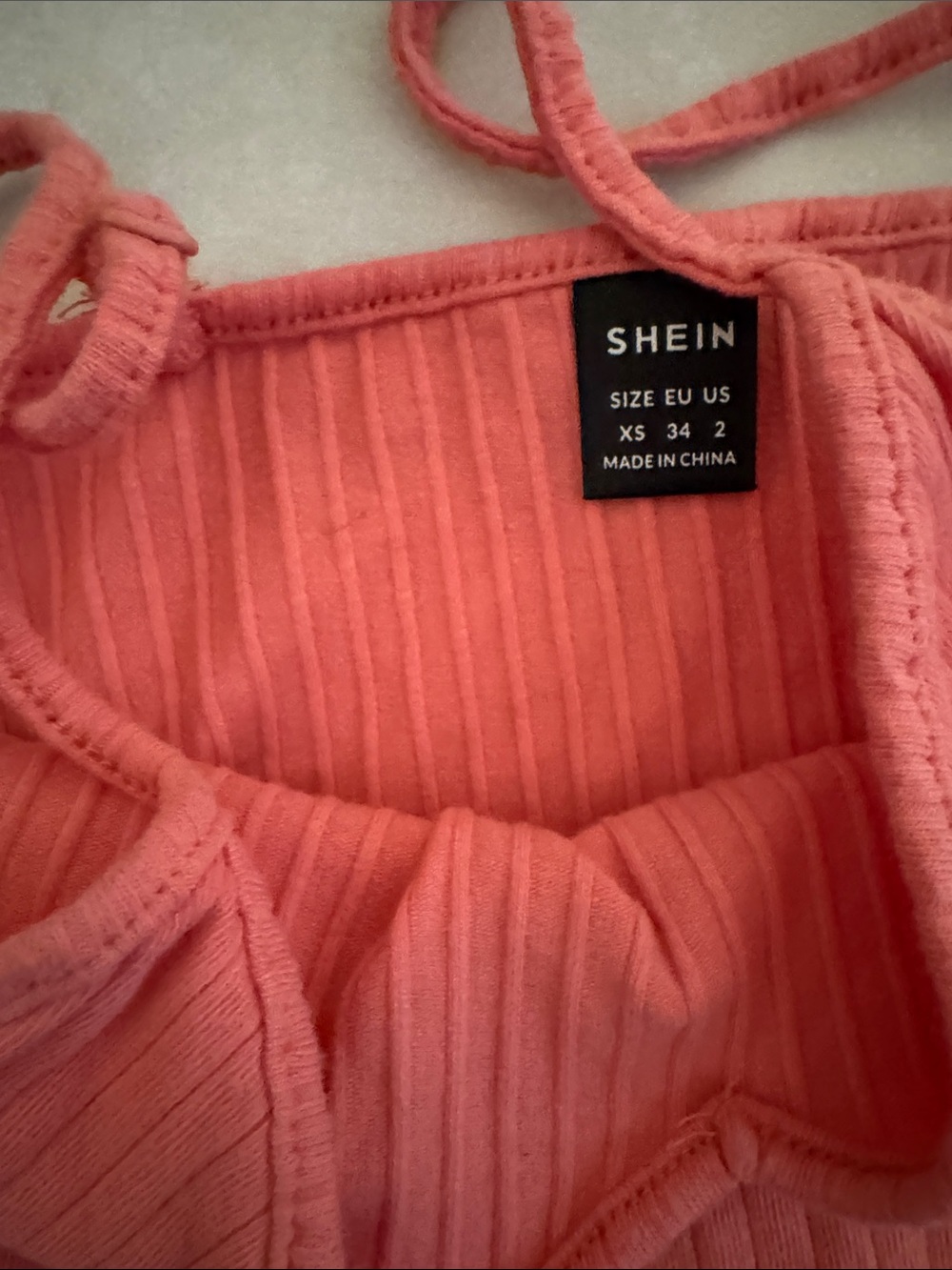 SHEIN Coral Ribbed V-Neck Peplum Tank - Picture 2 of 3